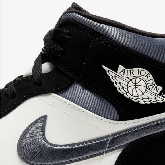 Jordan 1 Mid Satin smoke Grey. Released in December of 2019! - Picture 11 of 12